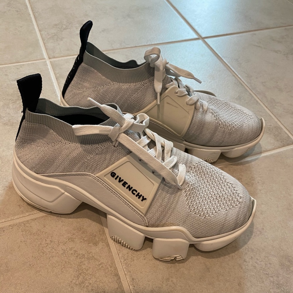 Givenchy knitted jaw low sneakers